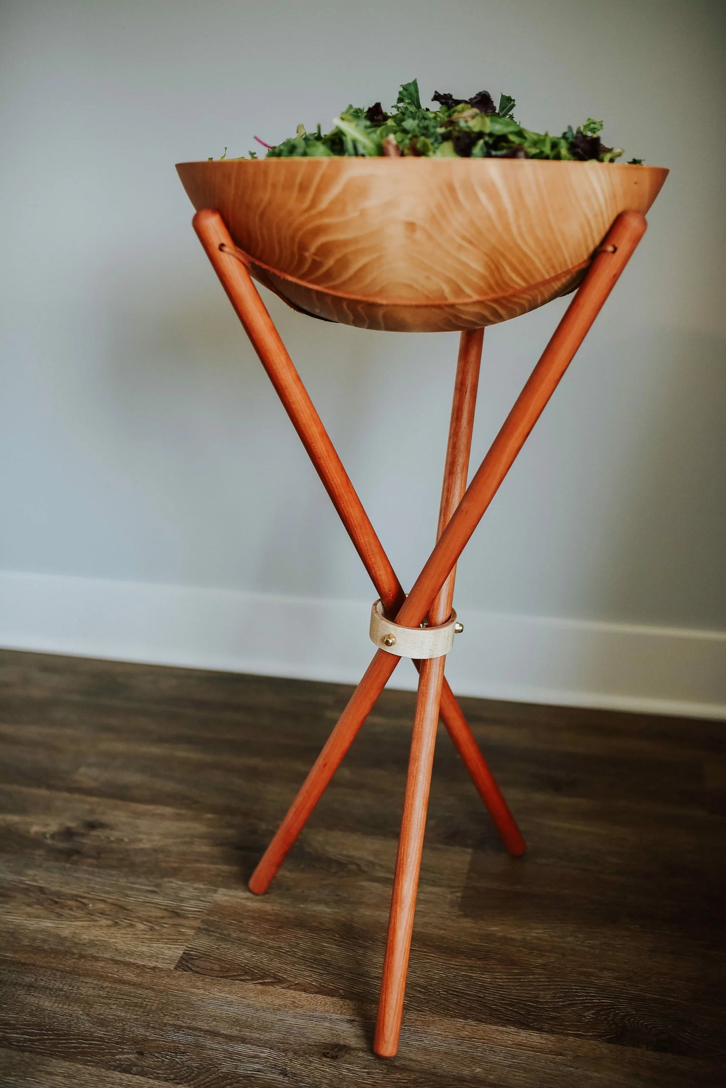 Tableside Bowl Stand