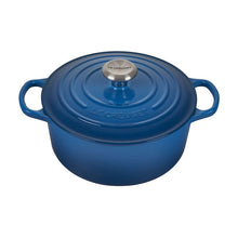 Load image into Gallery viewer, Signature Round Dutch Oven 3.5qt
