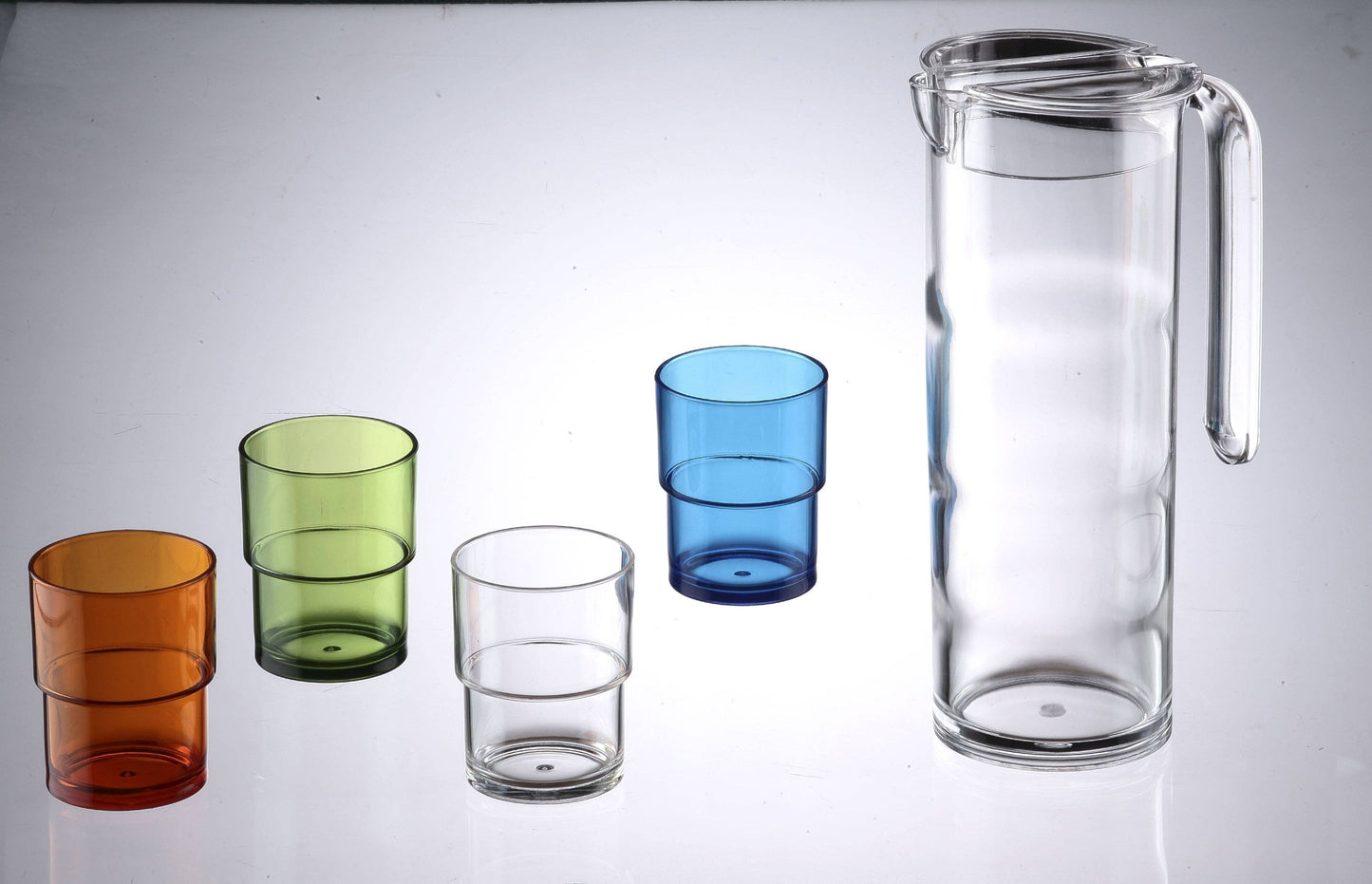 1.5L Round Pitcher W/ 4 Nesting Tumblers