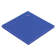 Load image into Gallery viewer, Mrs. Anderson&#39;s Baking Silicone Honeycomb Trivet
