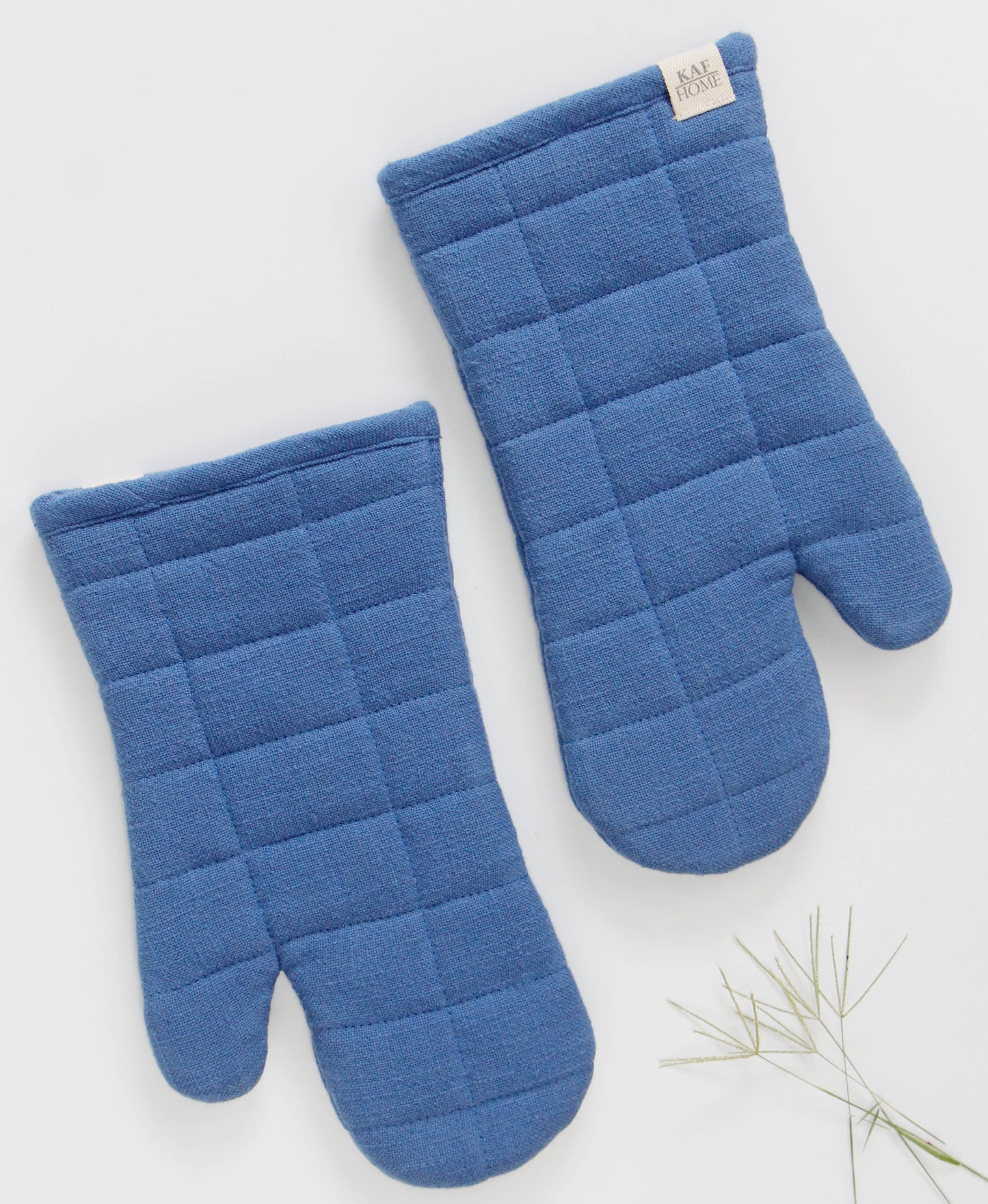 KAF Home Monaco Quilted Oven Mitt