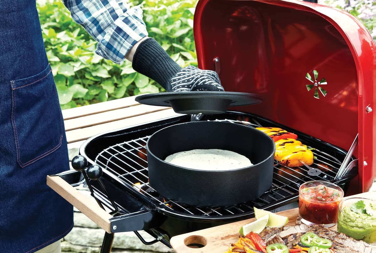 Cast Iron Multi-Purpose Pot & Tortilla Warmer w/Lid