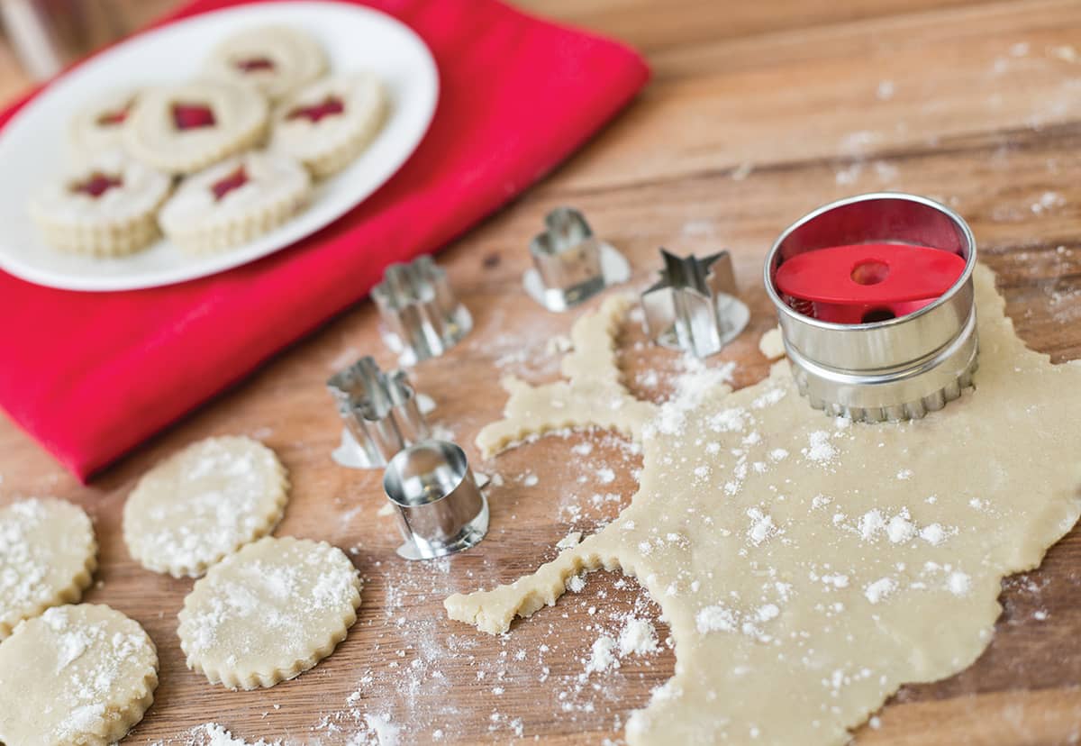 Linzer Cutter Set, 6-Piece