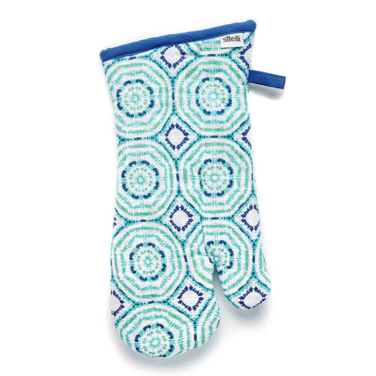 Hypnotic Oven Mitt