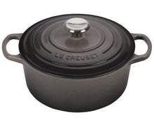 Load image into Gallery viewer, Signature Round Dutch Oven 4.5qt
